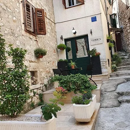 With Shared Bathroom House Gorica