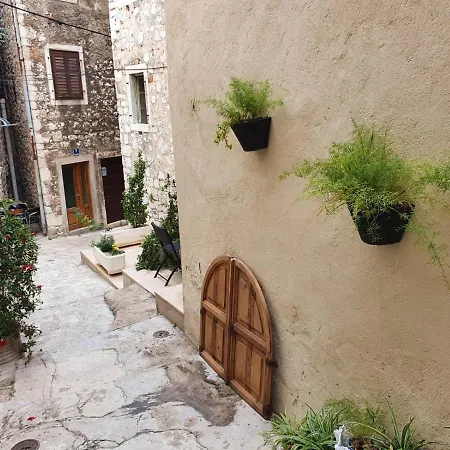 With Shared Bathroom House Gorica